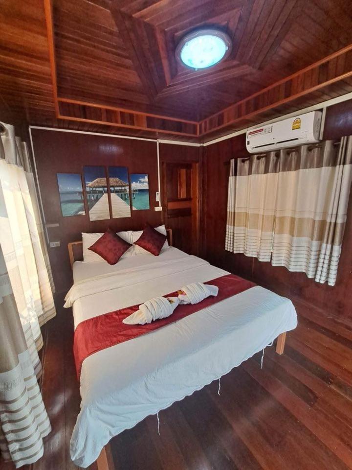 Chomduen Phu Kao Resort Non Sang Phòng bức ảnh